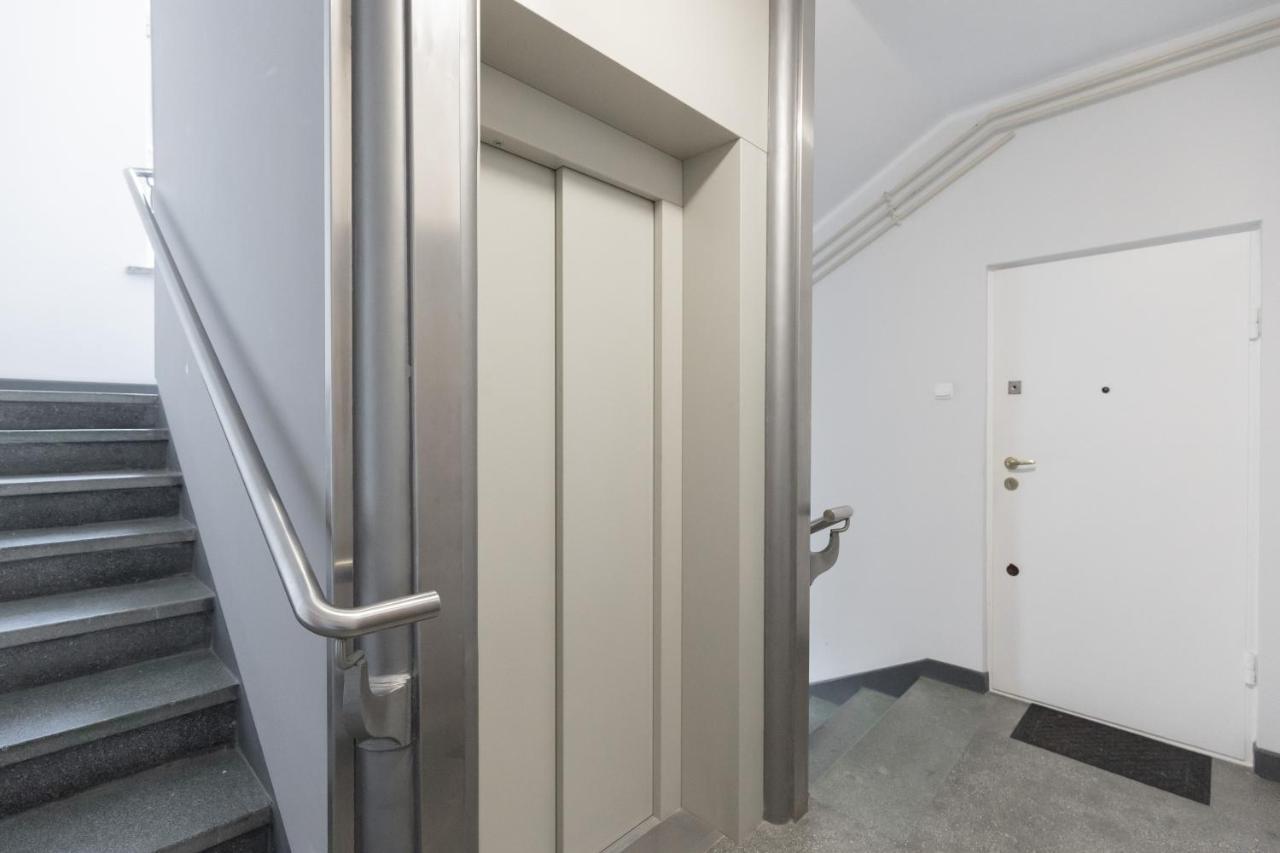 Apartments The View By Noclegi Renters Warsaw Exterior photo